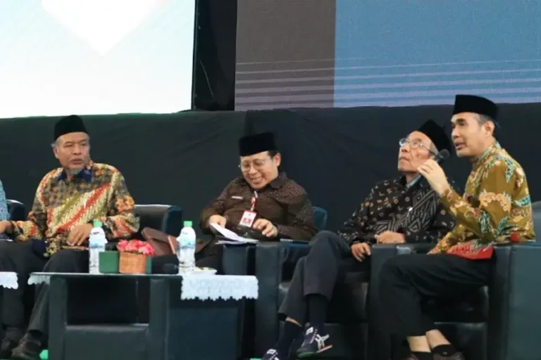 Konferensi Internasional 2025, UINSA Surabaya Tegaskan Indonesia sebagai Pusat Peradaban Islam Gelar konferensi internasional di UINSA Surabaya menegaskan Indonesia sebagai pusat peradaban Islam dan model harmoni global berbasis tradisi pesantren.