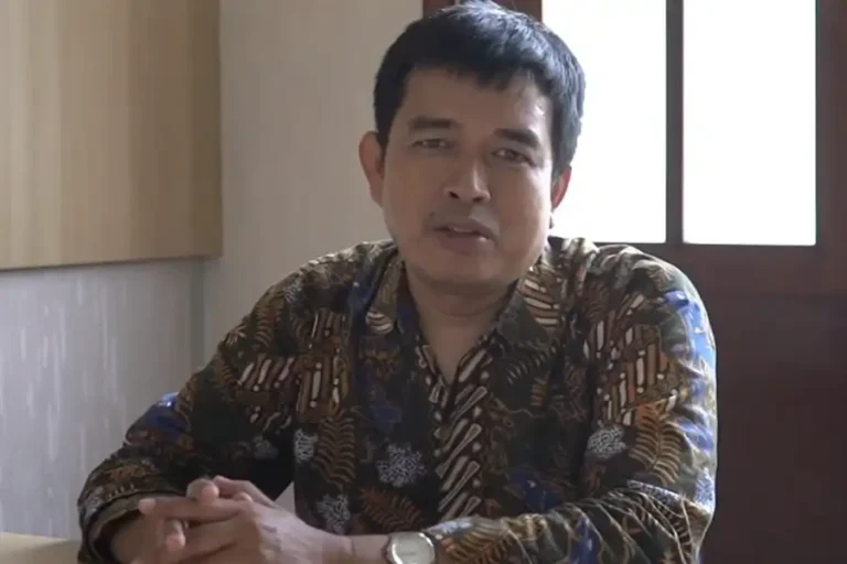 UGM Pertahankan Predikat Unggul SIMKATMAWA 2025, Tata Kelola Kemahasiswaan Dinilai Makin Kuat Direktur Direktorat Kemahasiswaan (Ditmawa), Dr. Hempri Suyatna