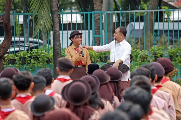 Surabaya Gandeng Densus 88 untuk Edukasi Pelajar Soal Bahaya Game Kekerasan di Era Digital
