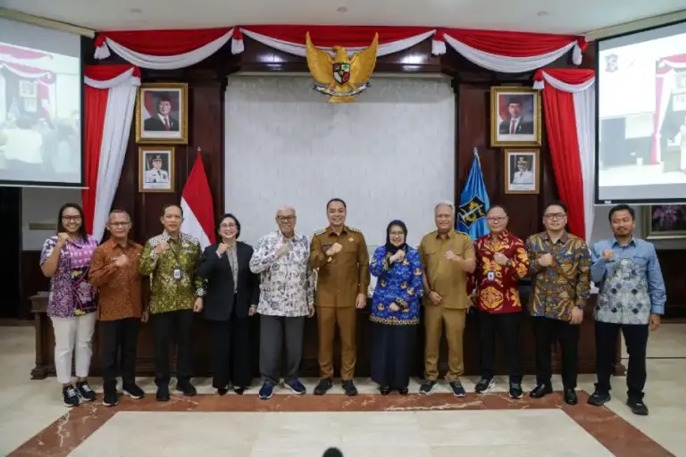 Uji Kompetensi JPT Pratama di Surabaya: Wali Kota Eri Cahyadi Tegaskan Seleksi Berdasarkan Kemampuan, Bukan Like and Dislike
