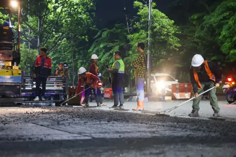 Jalan Panjang Jiwo Jadi Lokasi Balap Liar, Wali Kota Eri Perintahkan Patroli Gabungan Diperketat
