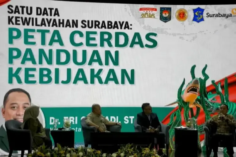 Wali Kota Eri Paparkan Best Practice “Satu Data Kewilayahan” Surabaya di IGA 2025