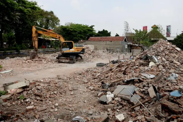 Pemkot Surabaya Tuntaskan Ganti Rugi Flyover Taman Pelangi, Rp57 Miliar Dikonsinyasikan di Pengadilan