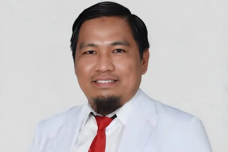 Dorong Inovasi Layanan Kesehatan, Alumnus UNAIR Jabat Direktur Utama RS UNAND