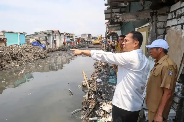 Fokus Infrastruktur 2025, Pemkot Surabaya Bangun Puluhan Kilometer Drainase dan Lima Rumah Pompa