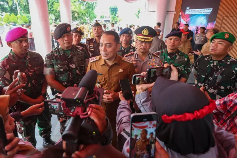 Bentuk Satgas Penindakan Premanisme dan Mafia Tanah, Wali Kota Eri Tegaskan Surabaya Kota Berbasis Hukum