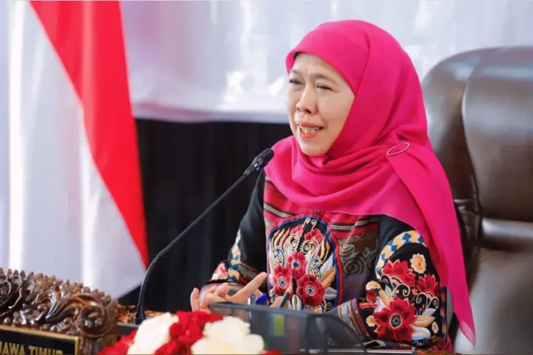 Indeks Pelayanan Publik Jawa Timur Tertinggi Nasional 2025, Khofifah Tegaskan Reformasi Layanan Terus Diperkuat
