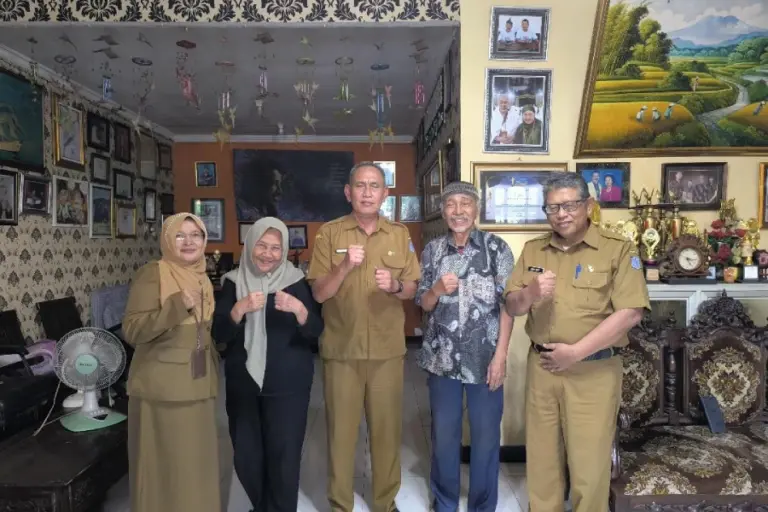 Pemkot Surabaya Alih Media Arsip Cak Kartolo, Diusulkan Masuk Memori Kolektif Bangsa