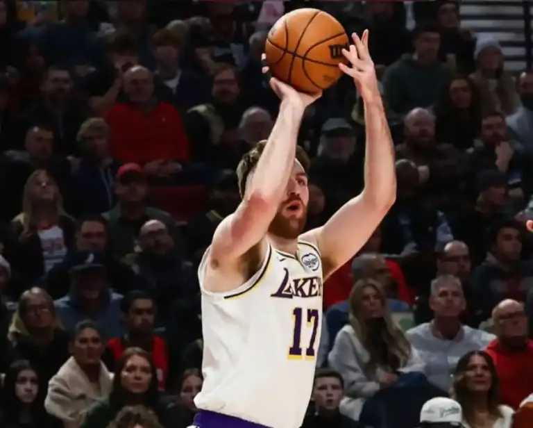 Drew Timme Bersinar Saat Lakers Hadapi Trail Blazers, Cetak Rekor Pribadi 21 Poin