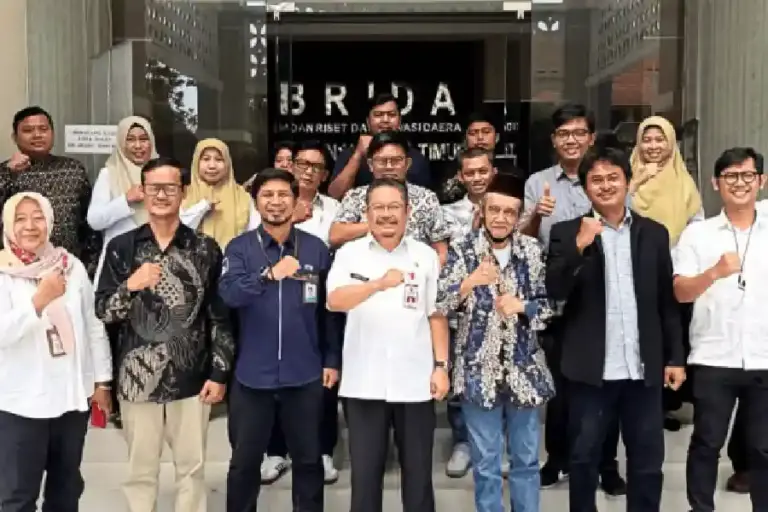 FPK UINSA Raih Hibah Riset BRIDA Jatim 2026, Fokus Kelola Food Waste untuk Dukung Program MBG FPK UINSA ditetapkan sebagai penerima hibah riset BRIDA Jatim 2026 untuk kajian manajemen food waste guna mendukung Program Makan Bergizi Gratis.