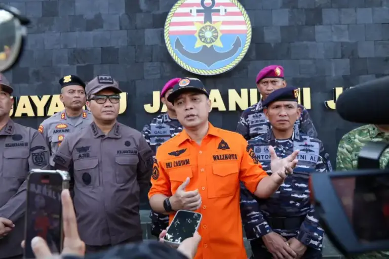 Surabaya Siaga Bencana 2026, Wali Kota Eri Cahyadi Pastikan Kesiapan Sarpras hingga Mitigasi Jalur Sesar