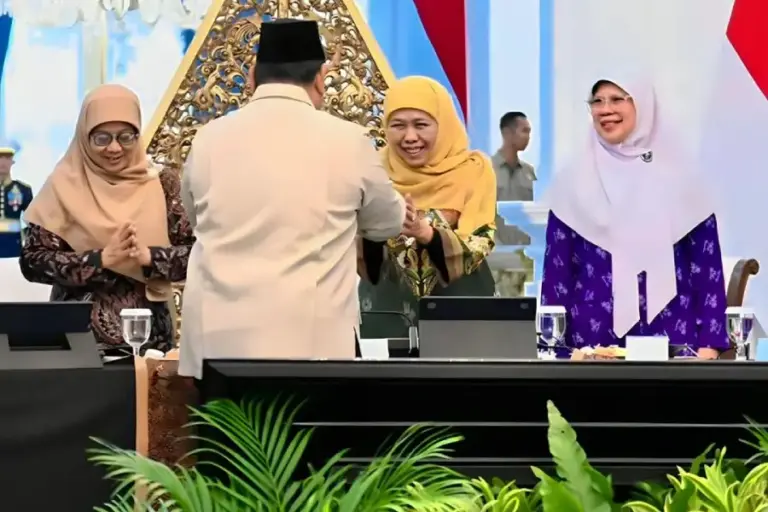 Hadiri Undangan Presiden Prabowo, Gubernur Khofifah Optimistis Sinergi Ormas Islam Perkuat Harmoni Bangsa