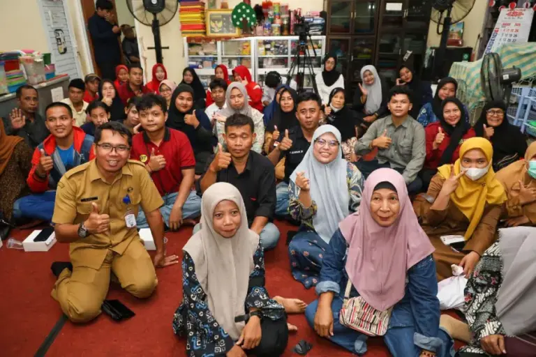 Bangkit dari Titik Terendah, Kisah Warga Surabaya Raih Kemandirian Ekonomi Lewat Program Pemkot