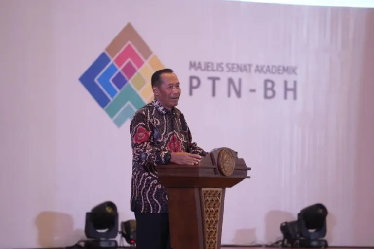 Wamen Dikti Saintek Tekankan Revitalisasi Pendidikan Tinggi untuk Jawab Tantangan Bangsa