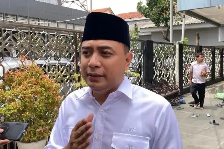 Wali Kota Eri Cahyadi Gandeng Kejati Jatim Audit Independen Keuangan Kebun Binatang Surabaya