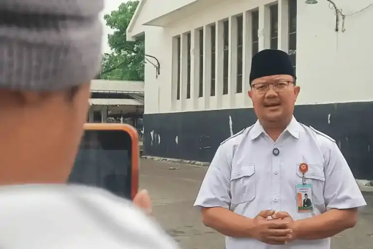 Hari Pers Nasional 2026: Pers Berkualitas Jadi Penjaga Akurasi di Tengah Banjir Informasi Digital Direktur Utama PT RPH Surabaya Perseroda, Fajar Arifianto Isnugroho