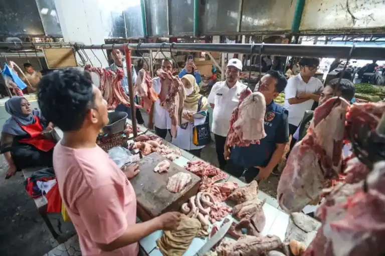 Jelang Ramadan 1447 H, Pemkot Surabaya Intensifkan Sidak Pasar dan Distribusi LPG