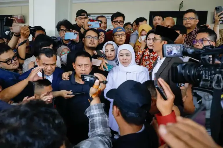 Bersaksi di Pengadilan Tipikor Sidoarjo, Khofifah Bantah Tuduhan Terima Fee 30 Persen Dana Hibah Pokir