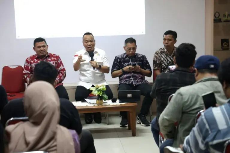 Pemkot Surabaya Kejar Penyelesaian DTSEN, 181.867 KK Diminta Segera Lakukan Konfirmasi Mandiri