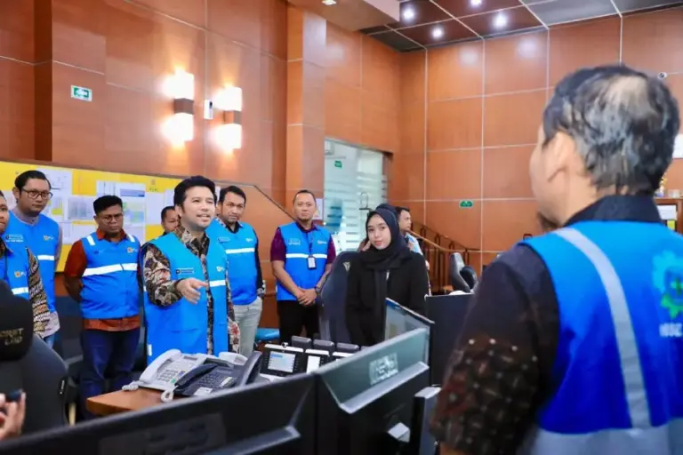Wagub Emil Pastikan Listrik Jatim Aman Selama Ramadhan dan Idul Fitri 2026