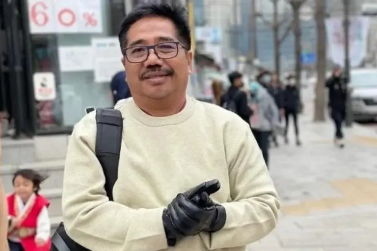 Tiga Pelajar Bunuh Diri dalam Sepekan, Pakar UNAIR Soroti Tekanan Media Sosial dan Pentingnya Literasi Digital