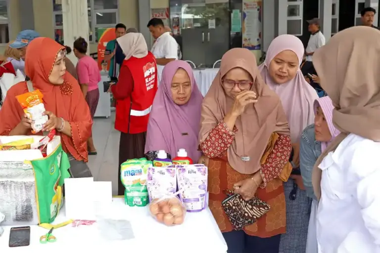 Jelang Lebaran 2026, Pemkot Surabaya Tambah Stok Beras dan Minyakita di GPM Benowo