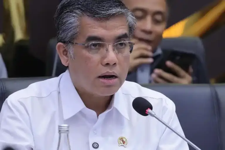 RUU PPRT Masuk Tahap Pembahasan, Pemerintah Tekankan Perlindungan Menyeluruh Pekerja Rumah Tangga Menteri Ketenagakerjaan Yassierli