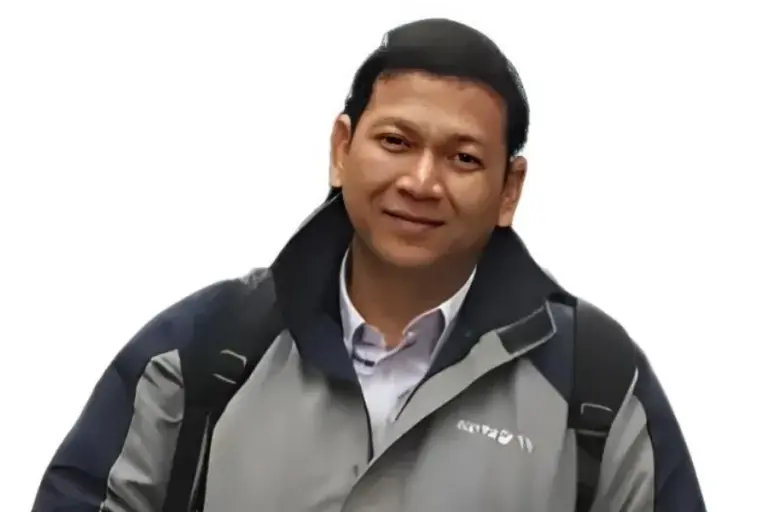 Dari FIB UNAIR ke Metro TV, Kiprah Pramono Hari Susanto Buktikan Lulusan Sastra Mampu Bersinar di Industri Media