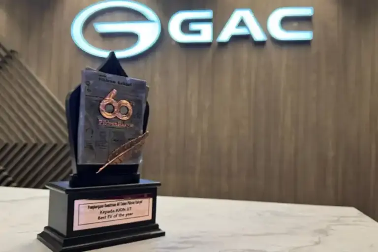 AION UT Raih Best EV of the Year di HUT ke-60 Pikiran Rakyat, Perkuat Dominasi Hatchback Listrik AION UT dinobatkan sebagai Best EV of the Year di HUT ke-60 Pikiran Rakyat, menegaskan posisinya sebagai hatchback listrik unggulan di Indonesia.