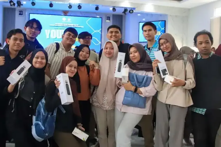 Kemnaker Siapkan Mahasiswa Hadapi Green Jobs dan Era Digital, Ini Kompetensi yang Dibutuhkan Kemnaker melalui Polteknaker perkuat kesiapan mahasiswa hadapi green jobs, AI, dan transformasi digital dunia kerja 2026.