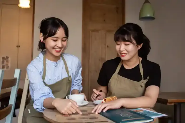 Bangun Bisnis Bareng Sahabat? Ini Tips agar Pertemanan Tak Berakhir Rusak