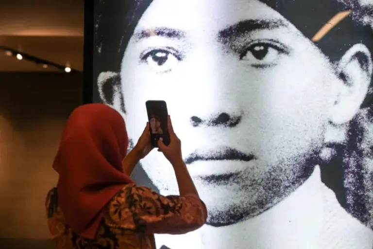 Jejak Bung Karno di Kota Pahlawan, Surabaya Hadirkan Pameran “Aku Arek Suroboyo” dan Luncurkan Buku Sejarah